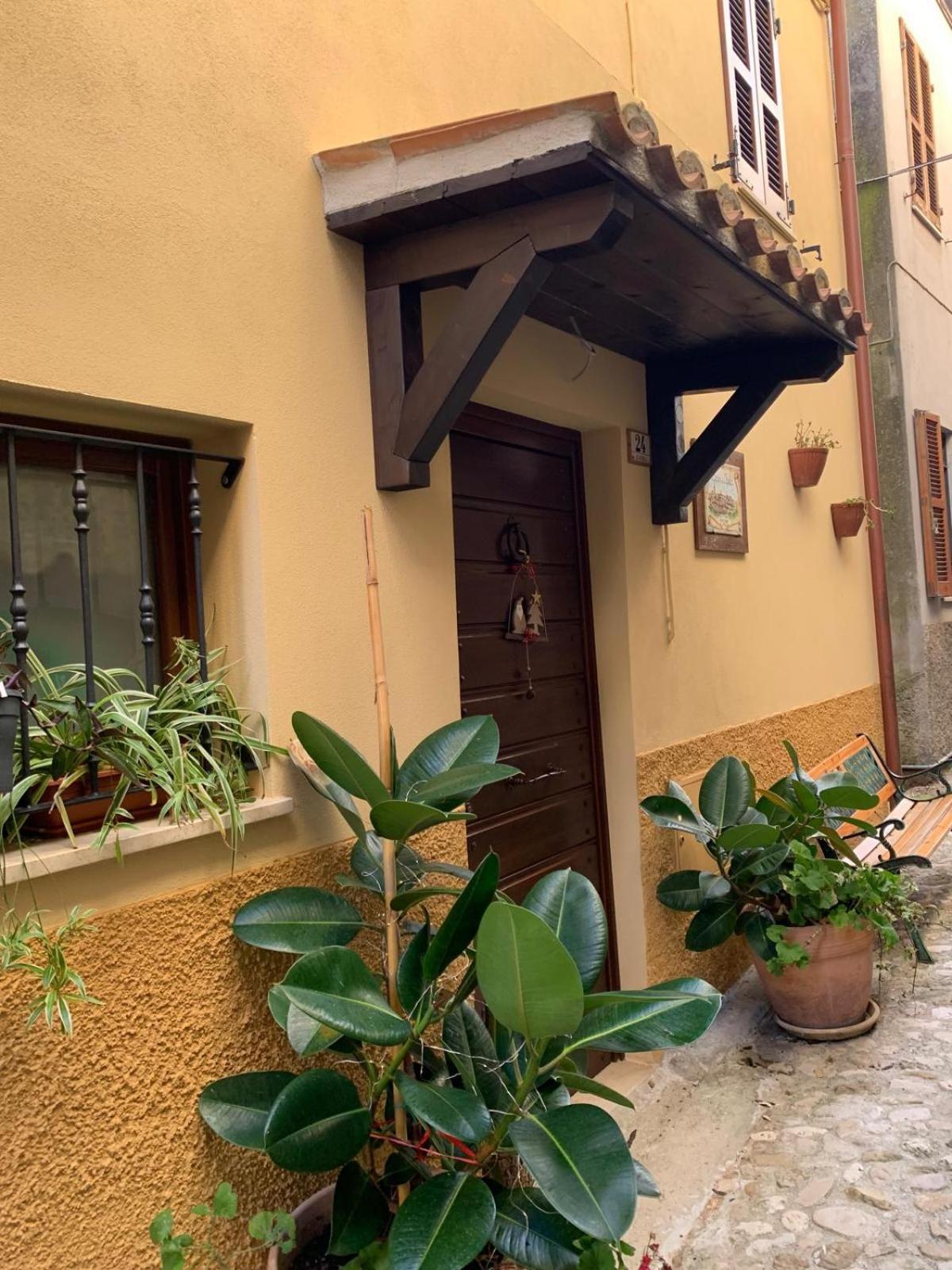 B&B Casa Di Carla Ripatransone Buitenkant foto